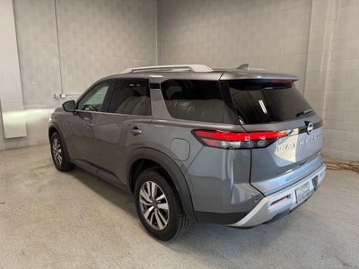 2025 Nissan Pathfinder SL 4WD