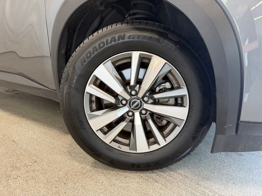 2025 Nissan Pathfinder SL 4WD