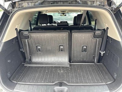 2023 Nissan Pathfinder SL 4WD