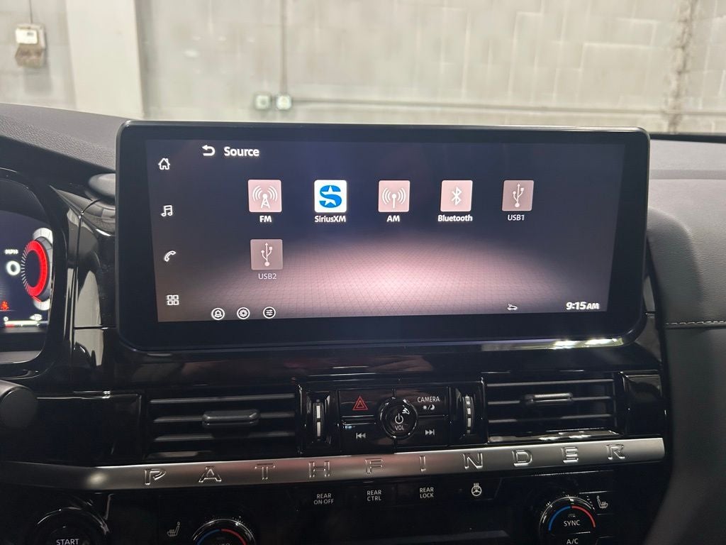 2026 Nissan Pathfinder SL