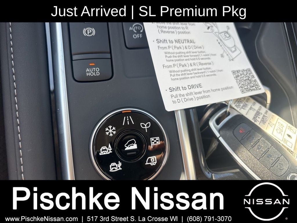 2026 Nissan Pathfinder SL