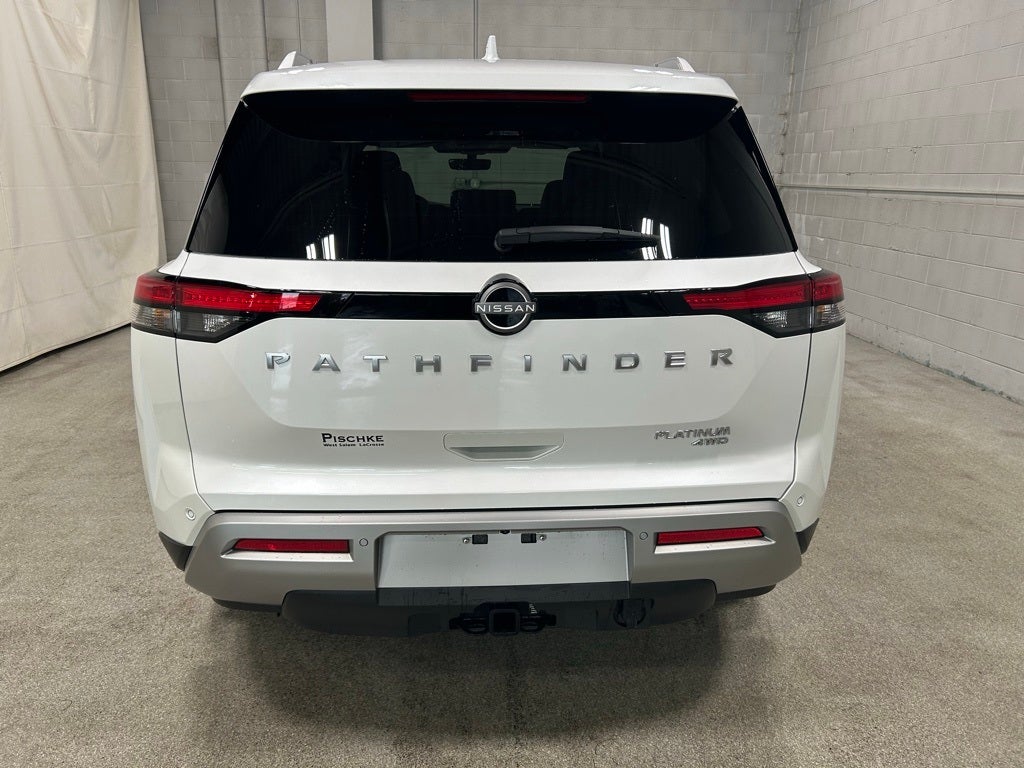 2025 Nissan Pathfinder Platinum