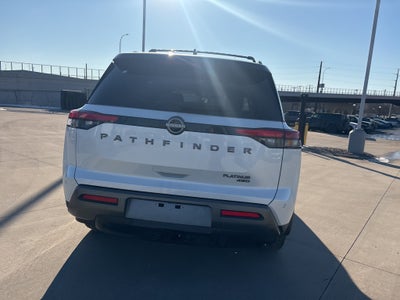 2026 Nissan Pathfinder Platinum