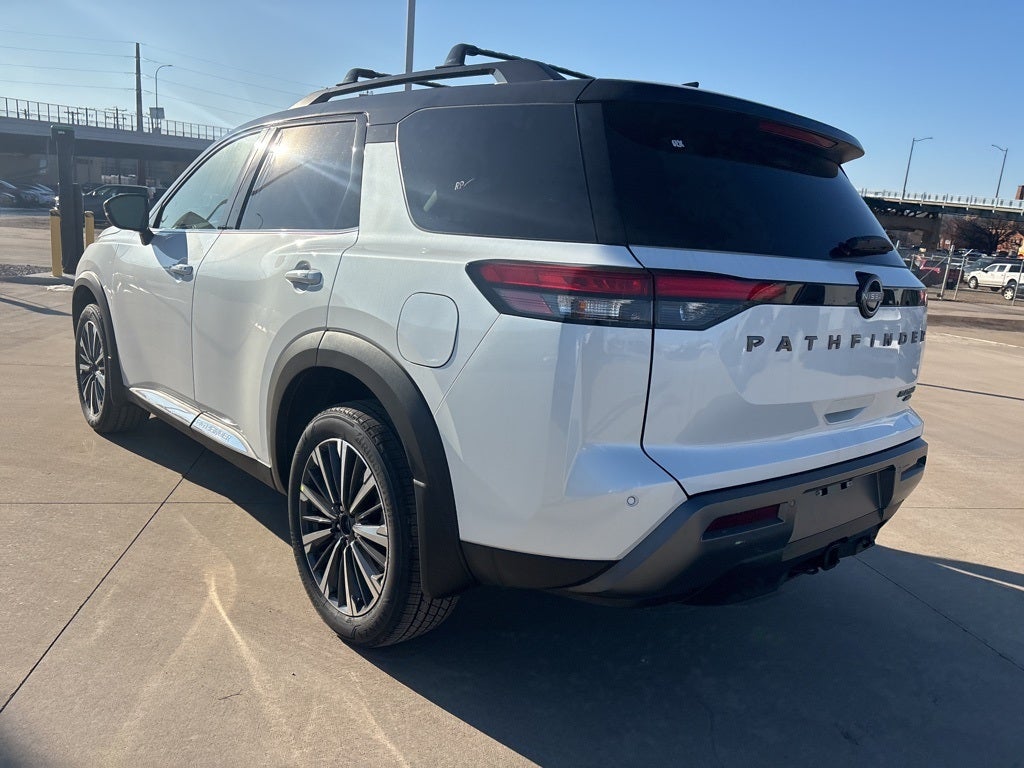 2026 Nissan Pathfinder Platinum
