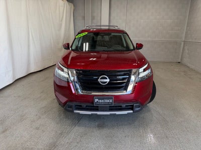 2025 Nissan Pathfinder Platinum 4WD