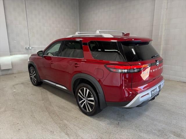 2025 Nissan Pathfinder Platinum 4WD