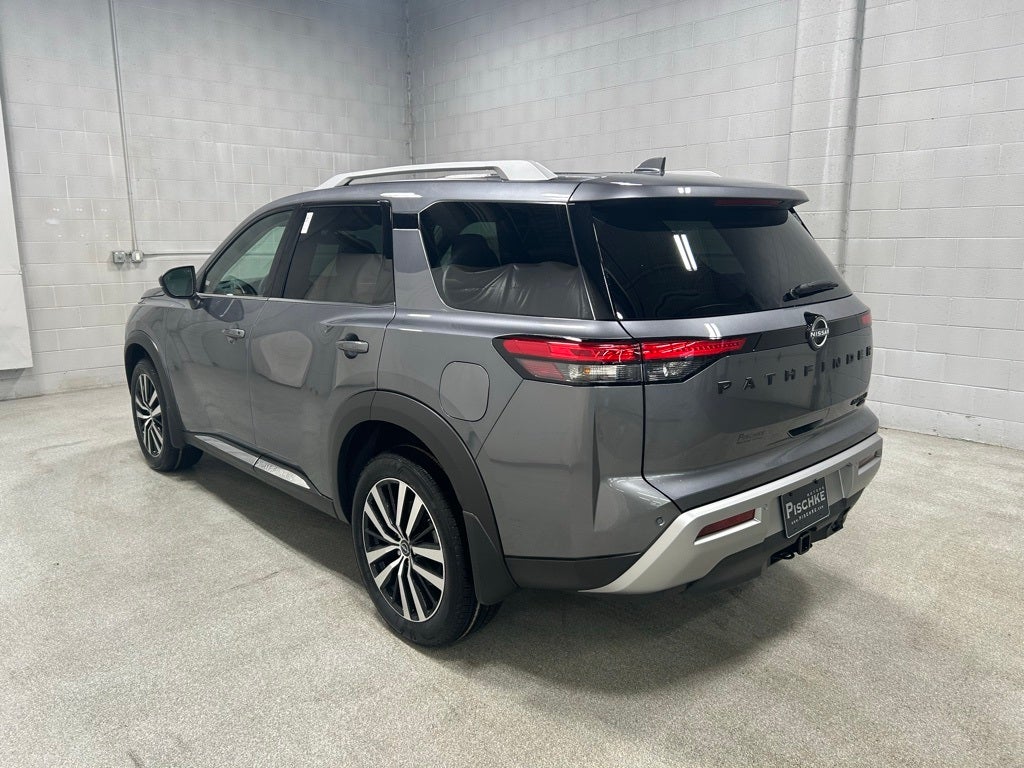 2025 Nissan Pathfinder Platinum