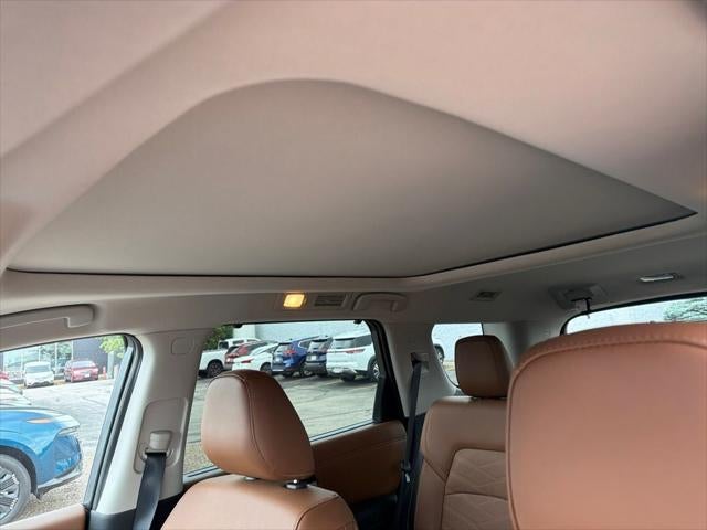 2025 Nissan Pathfinder Platinum 4WD