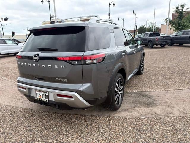2025 Nissan Pathfinder Platinum 4WD