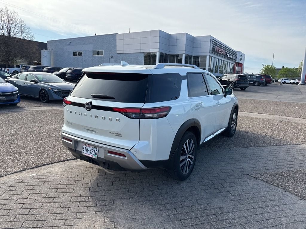 2022 Nissan Pathfinder Platinum 4WD