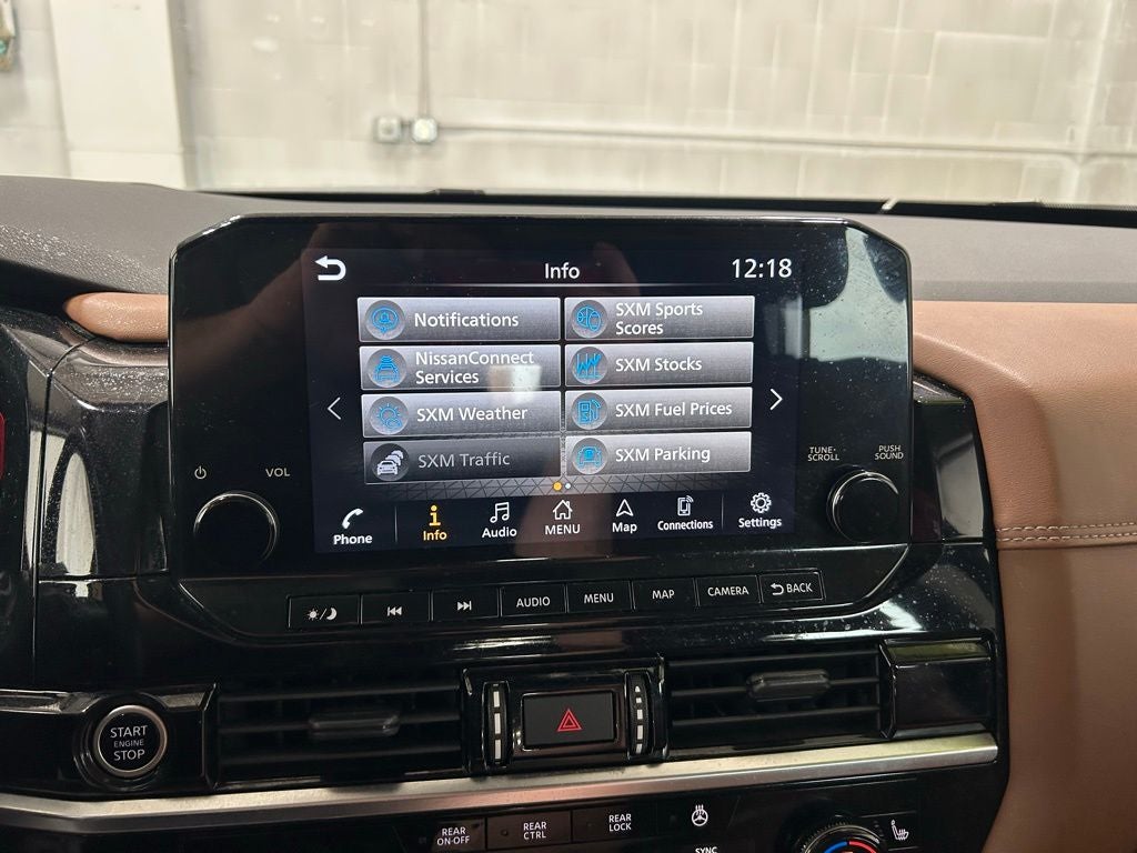 2023 Nissan Pathfinder Platinum 4WD