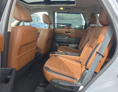 2023 Nissan Pathfinder Platinum 4WD