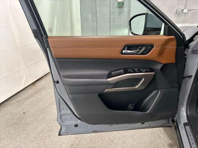 2023 Nissan Pathfinder Platinum 4WD