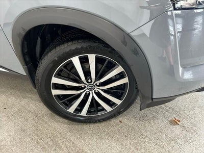 2023 Nissan Pathfinder Platinum 4WD