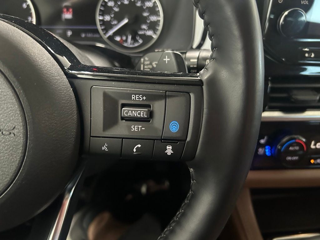 2023 Nissan Pathfinder Platinum 4WD