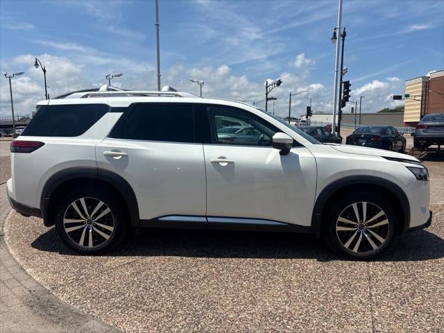 2023 Nissan Pathfinder Platinum 4WD