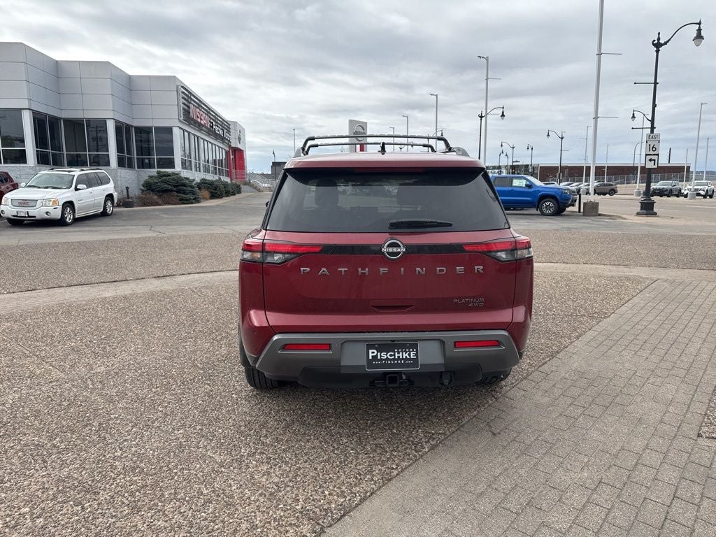 2026 Nissan Pathfinder Platinum