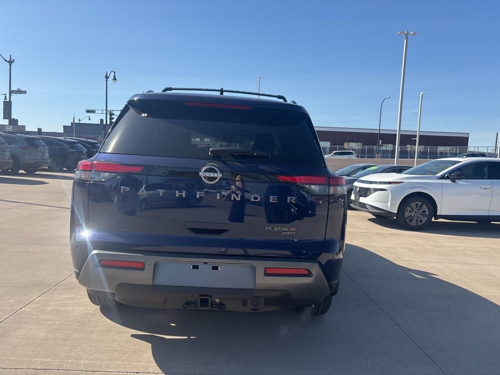 2026 Nissan Pathfinder Platinum