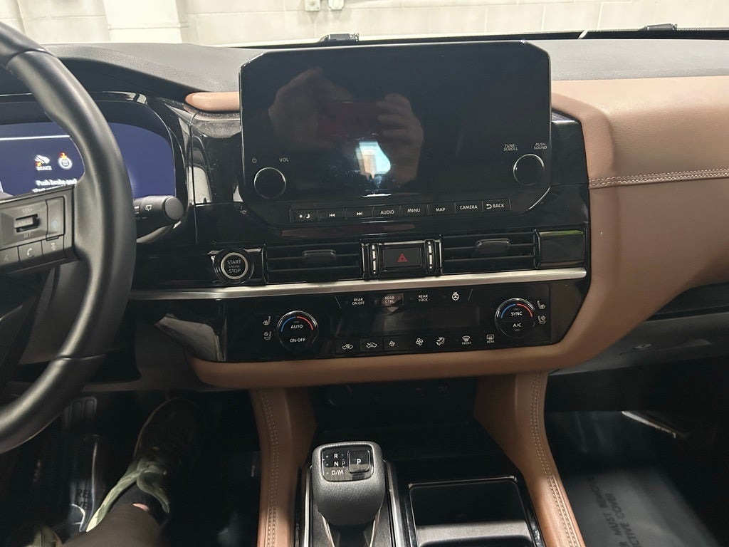 2023 Nissan Pathfinder Platinum 4WD