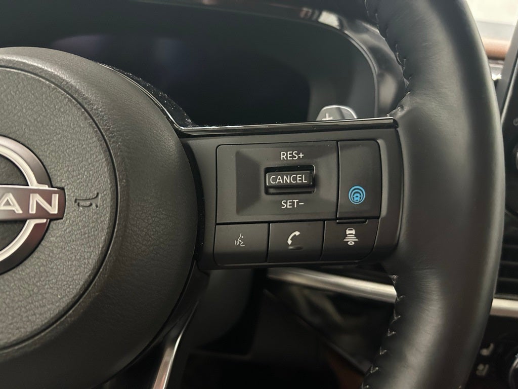 2023 Nissan Pathfinder Platinum 4WD