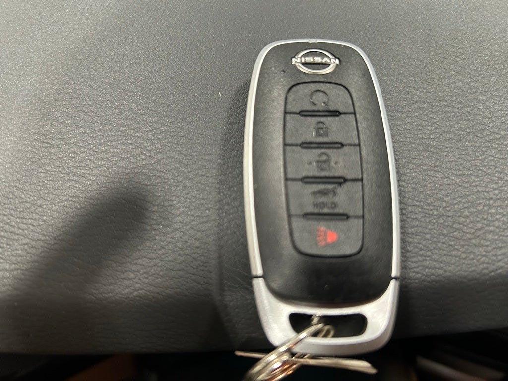 2023 Nissan Pathfinder Platinum 4WD