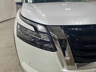 2025 Nissan Pathfinder Platinum 4WD