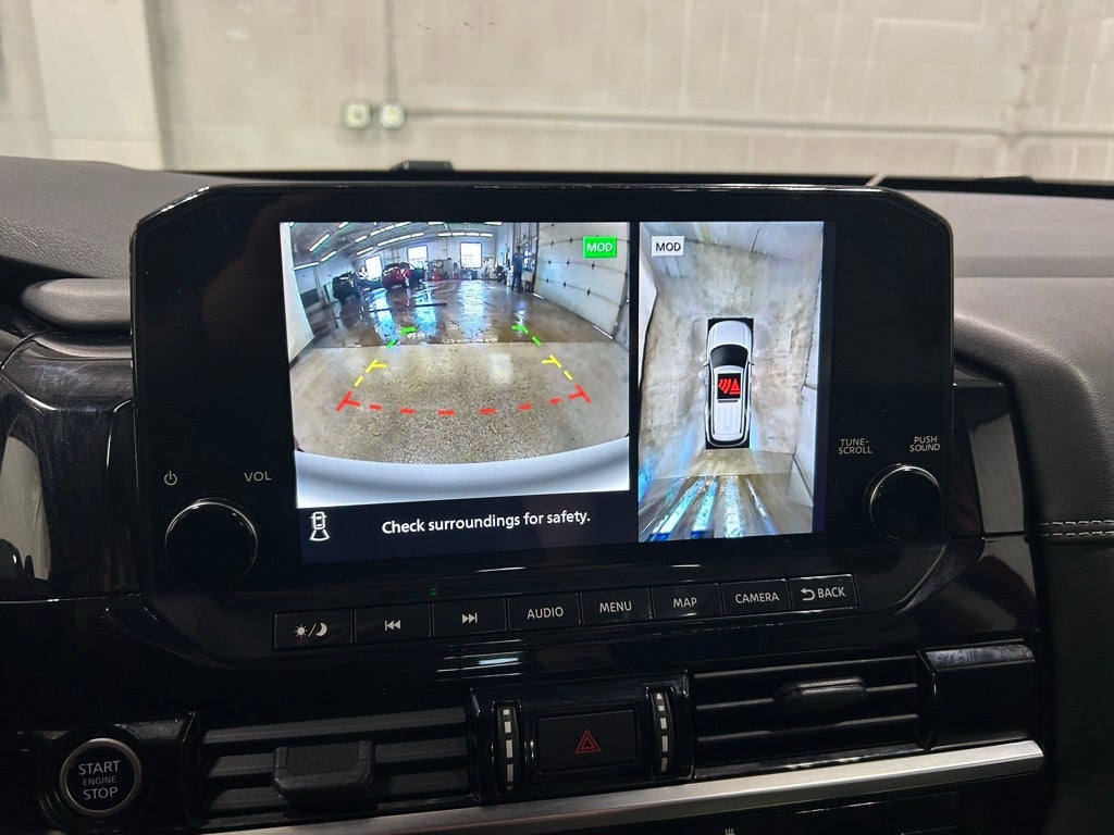 2023 Nissan Pathfinder Platinum 4WD