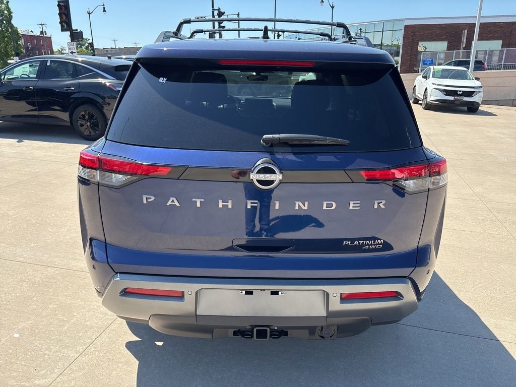 2026 Nissan Pathfinder Platinum