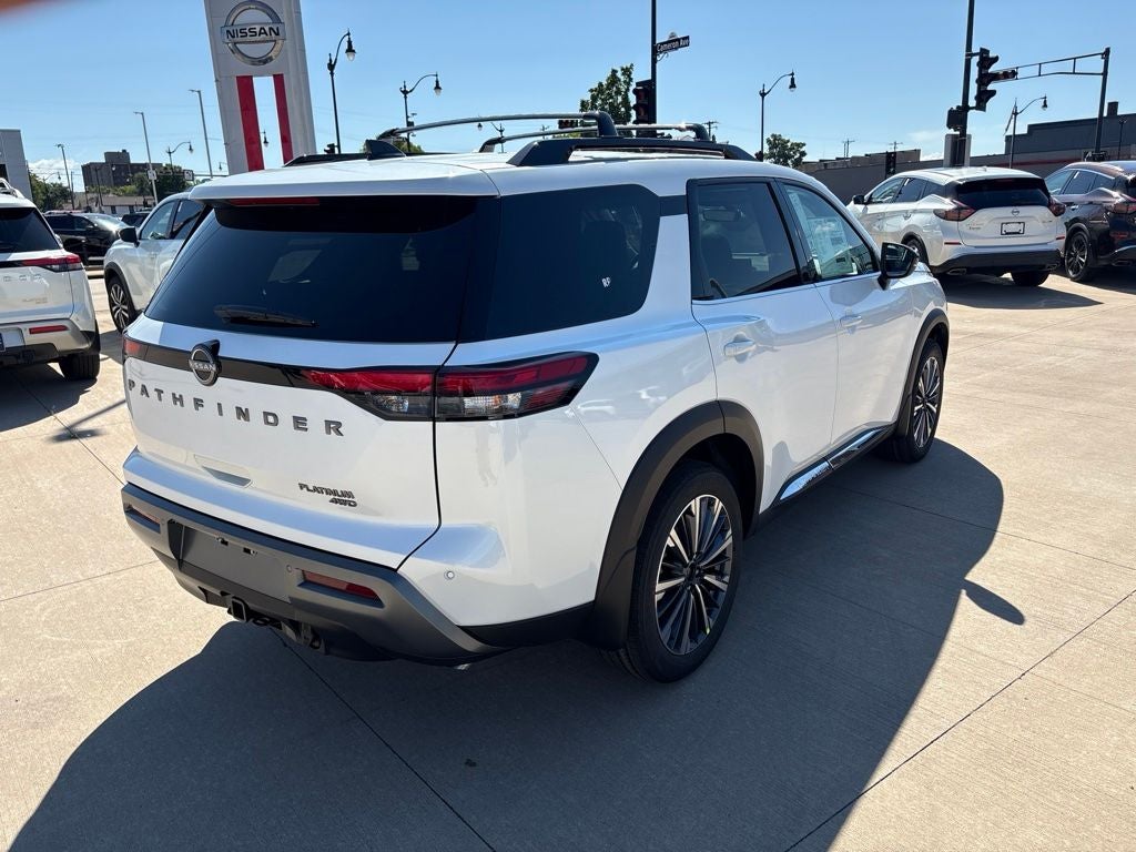 2026 Nissan Pathfinder Platinum