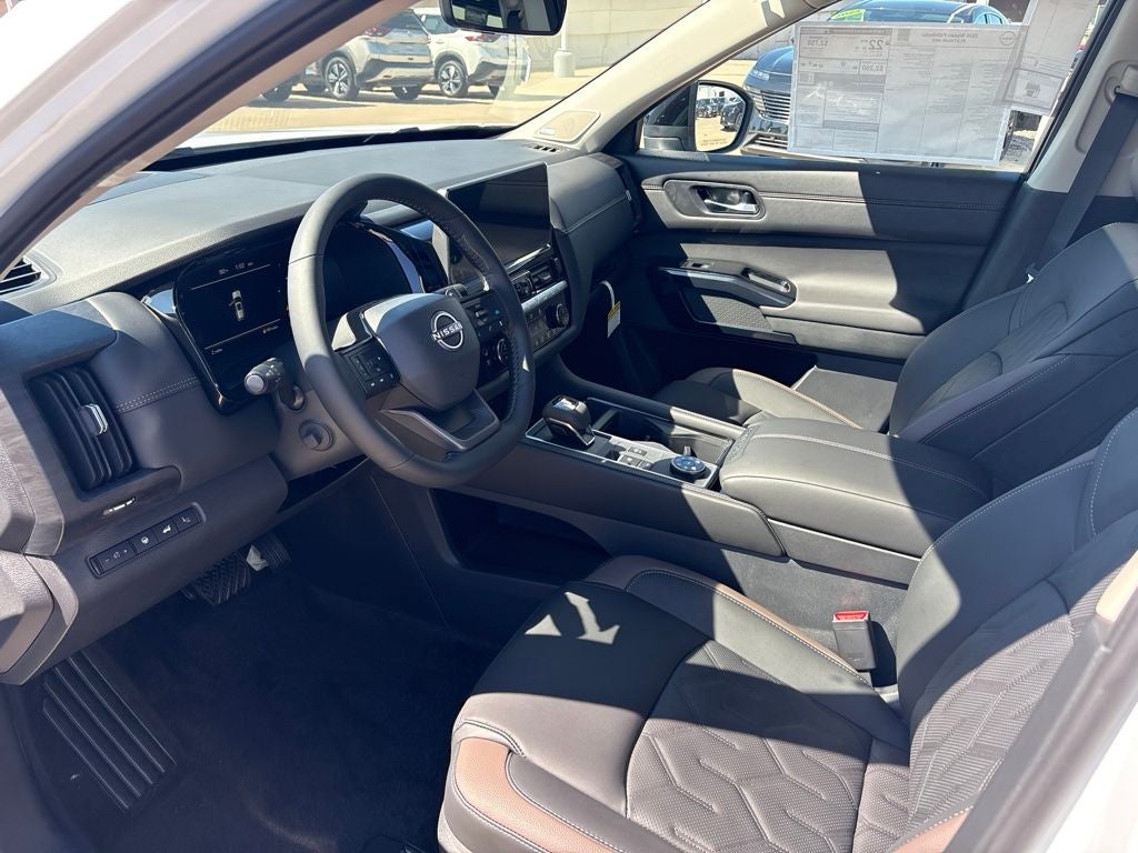 2026 Nissan Pathfinder Platinum
