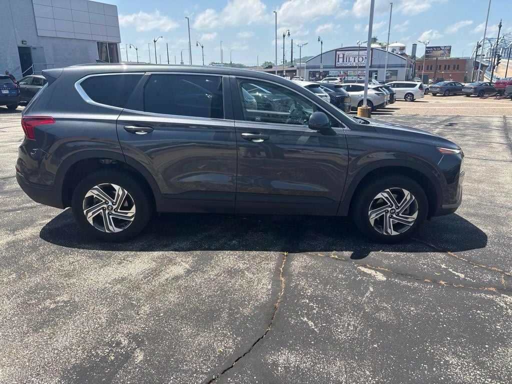 2021 Hyundai Santa Fe SE