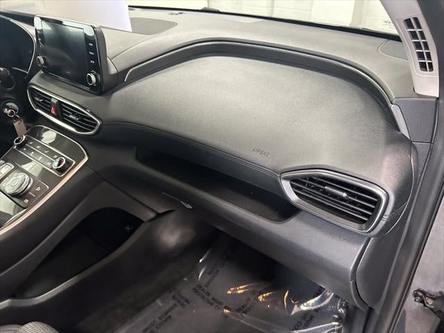 2021 Hyundai Santa Fe SE