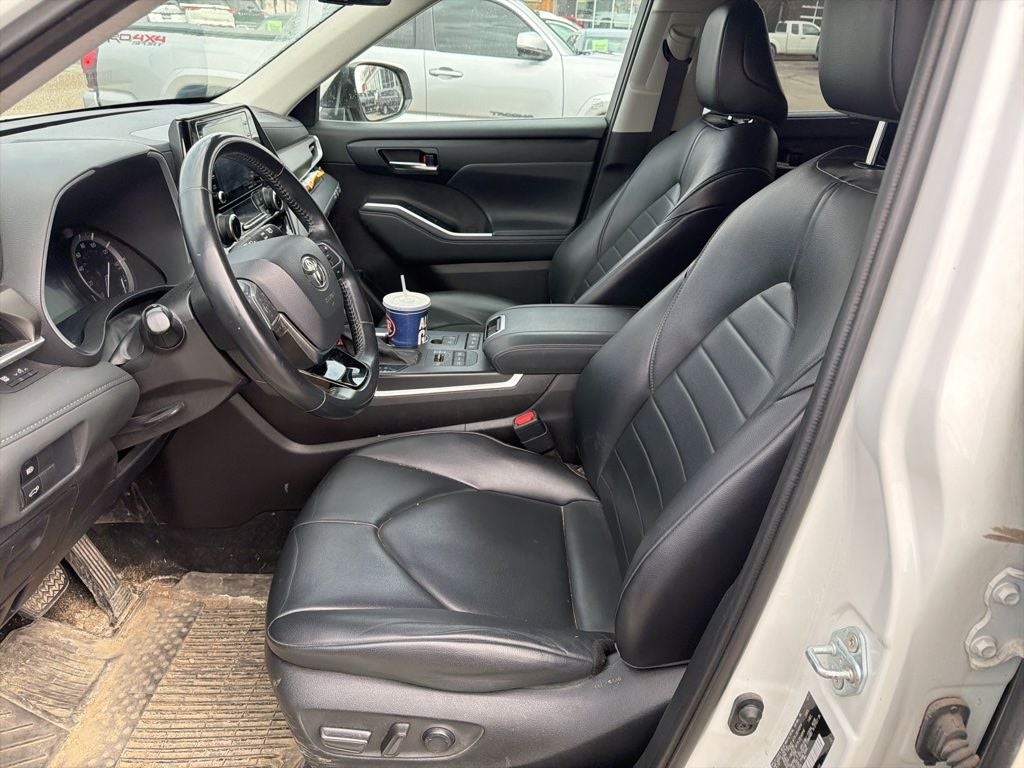 2021 Toyota Highlander XLE