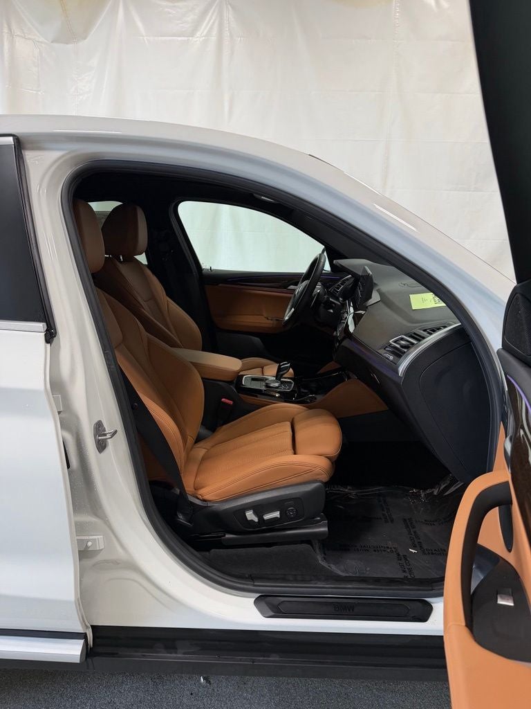 2024 BMW X4 xDrive30i