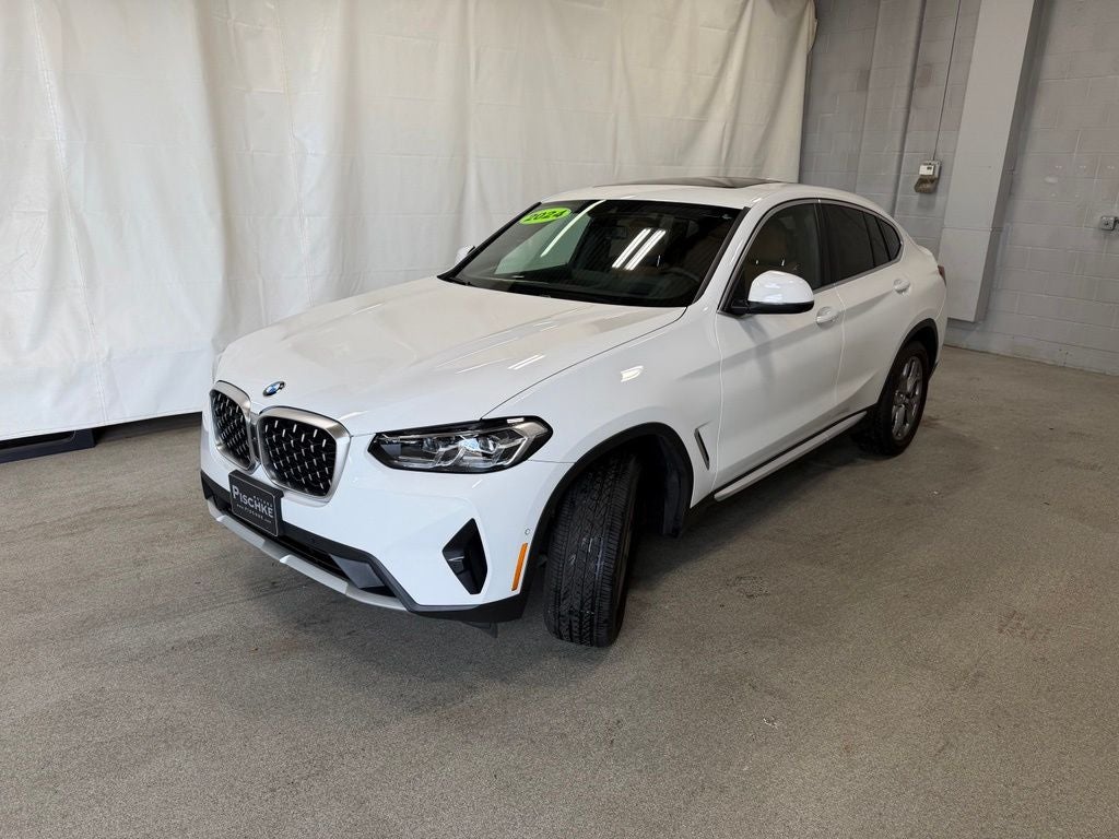 2024 BMW X4 xDrive30i