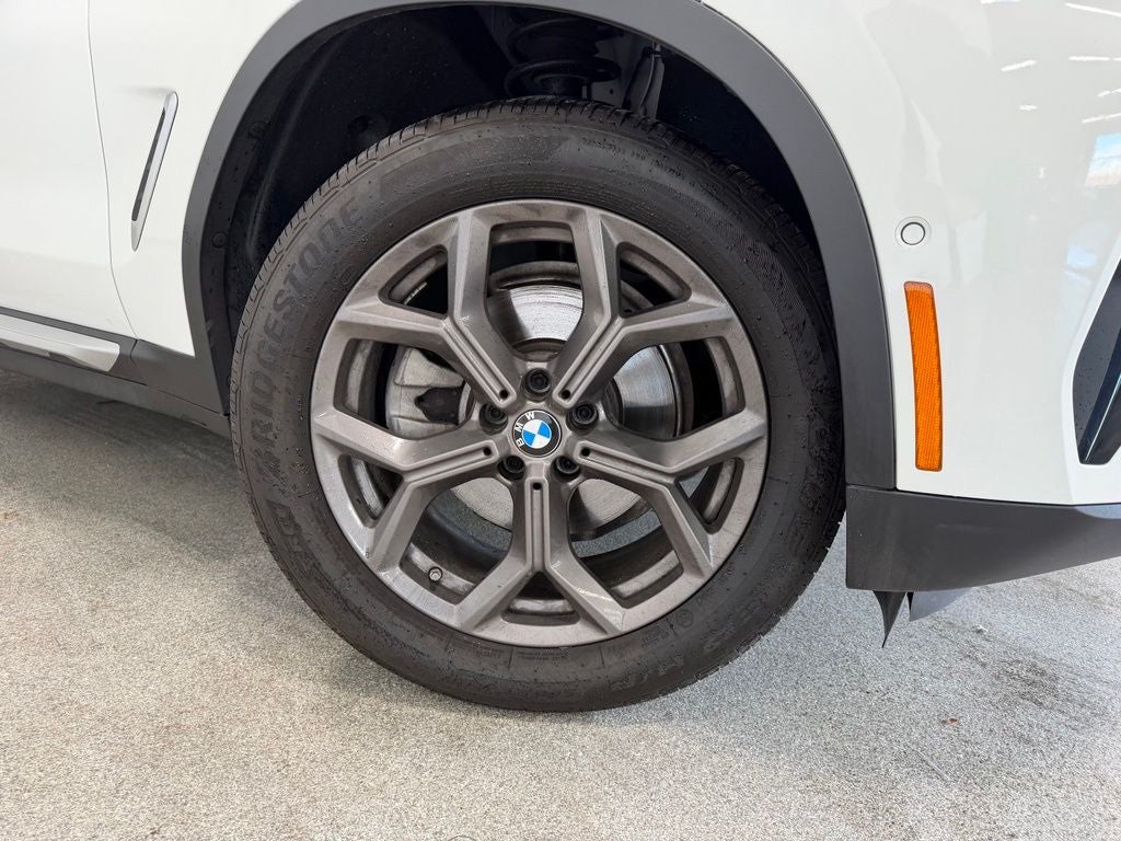 2024 BMW X4 xDrive30i
