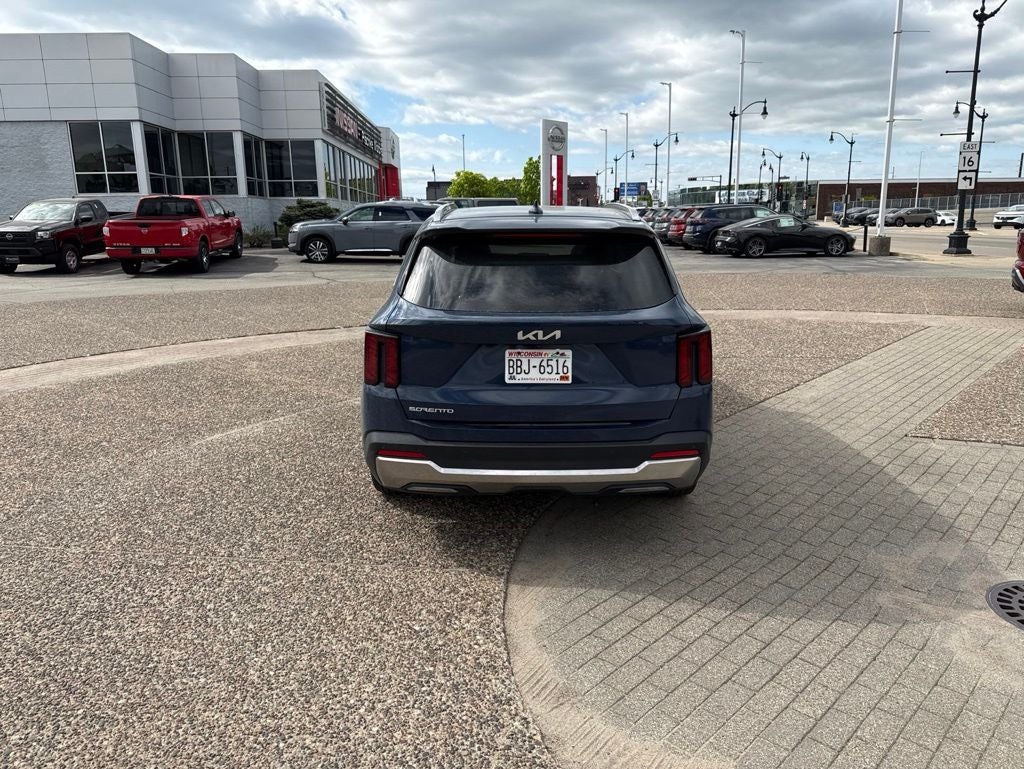 2025 Kia Sorento S