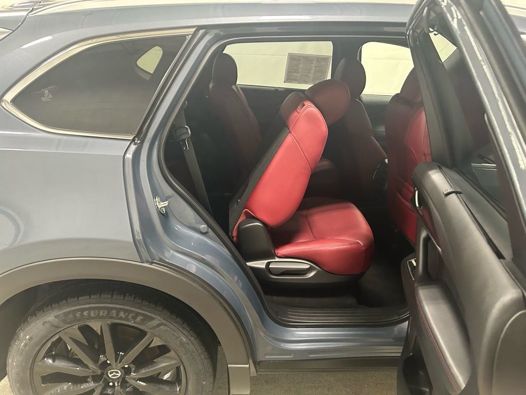 2023 Mazda Mazda CX-9 Carbon Edition