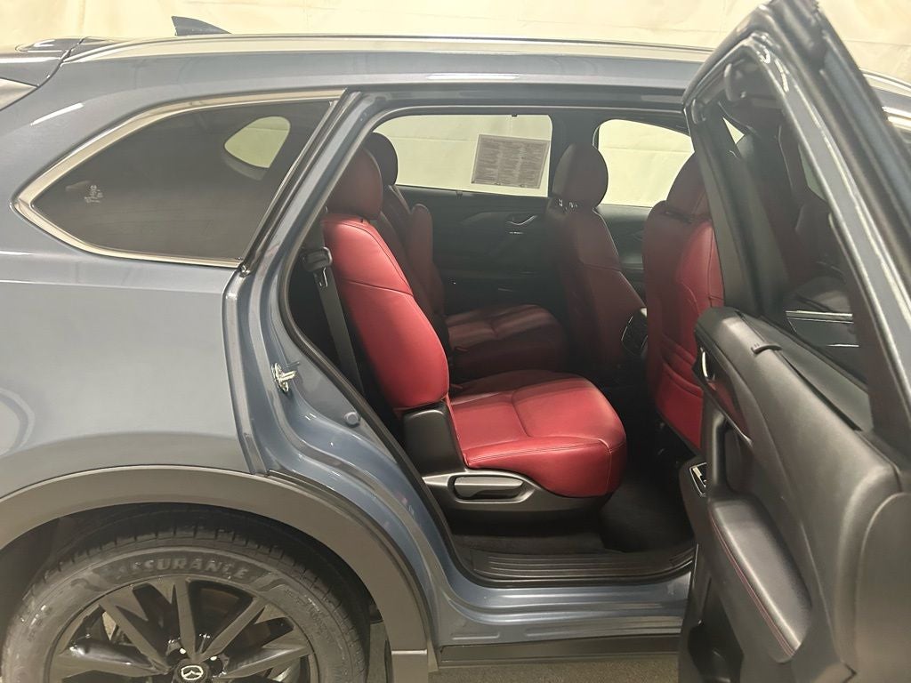 2023 Mazda Mazda CX-9 Carbon Edition