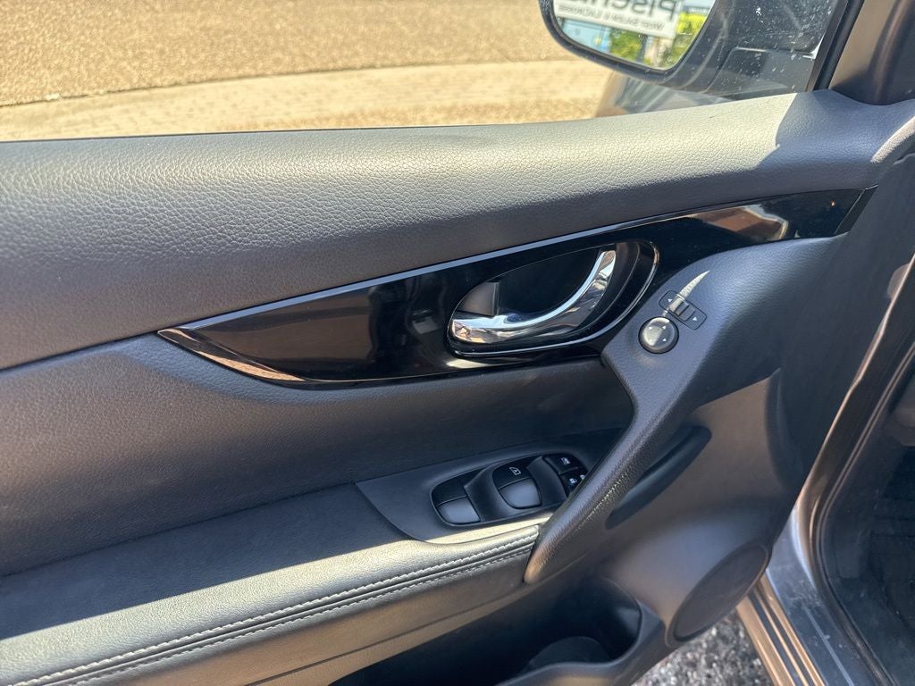 2020 Nissan Rogue Sport SV AWD Xtronic CVT