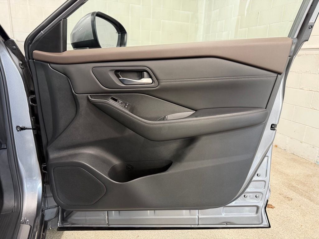 2023 Nissan Rogue SL Intelligent AWD