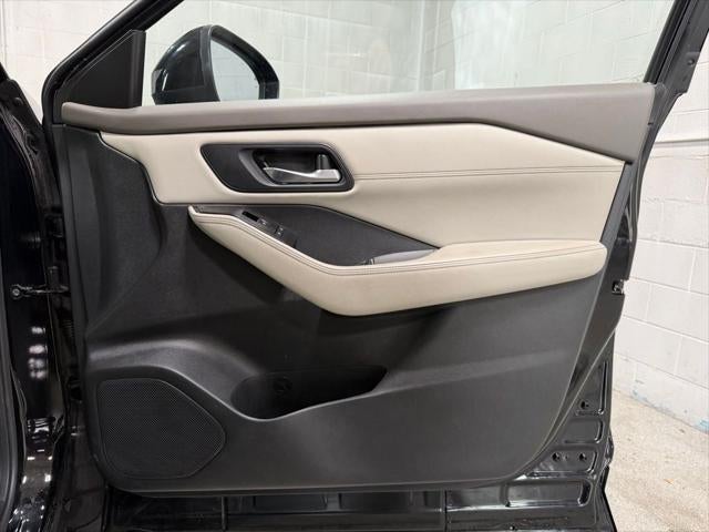 2023 Nissan Rogue SL Intelligent AWD