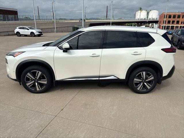2023 Nissan Rogue Platinum FWD