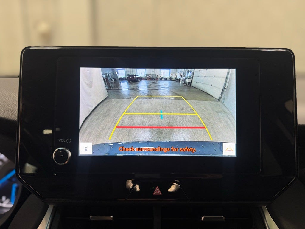 2024 Toyota Venza LE