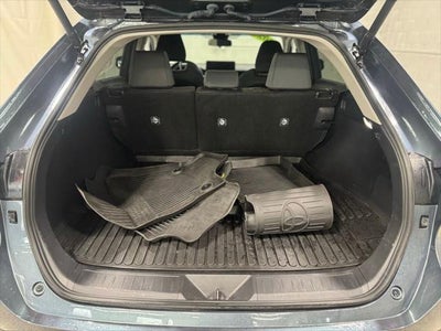 2024 Toyota Venza LE