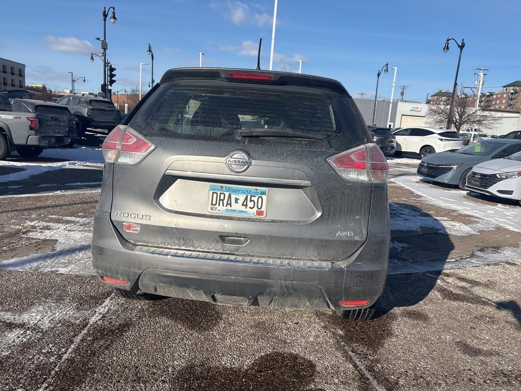 2016 Nissan Rogue S