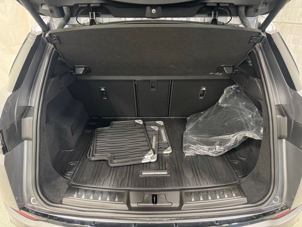 2024 Land Rover Range Rover Evoque Dynamic SE