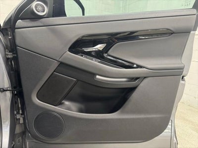 2024 Land Rover Range Rover Evoque Dynamic SE