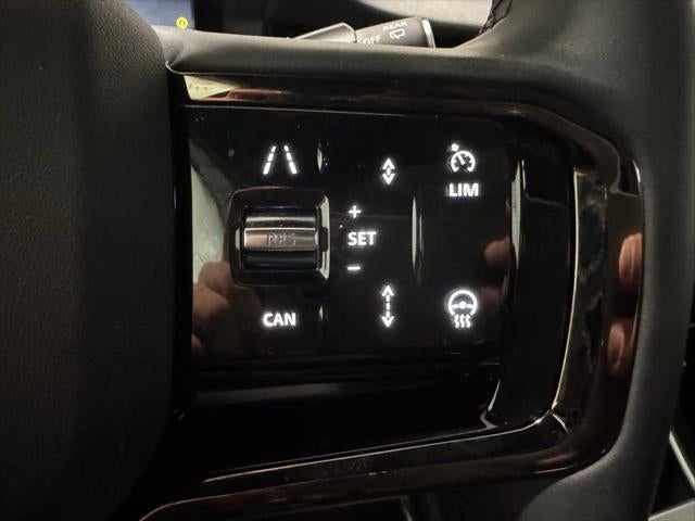 2024 Land Rover Range Rover Evoque Dynamic SE