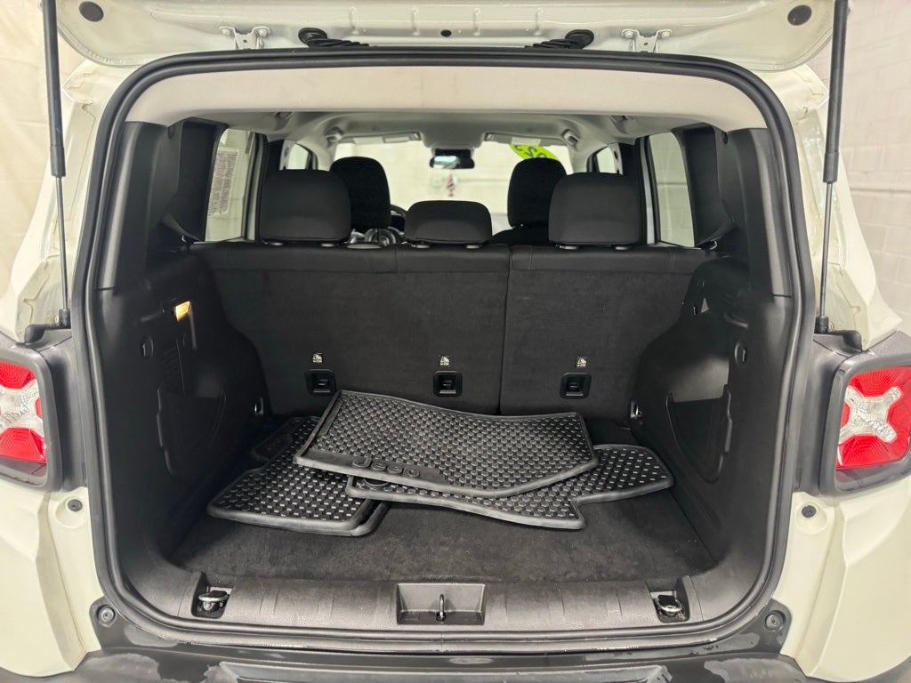 2023 Jeep Renegade Latitude 4x4